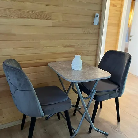 Ferienhaus Charming Wooden House With Access To A Large Garden *
